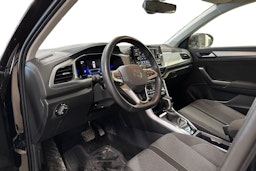 musta Volkswagen T-Roc 2022 kuva 3.