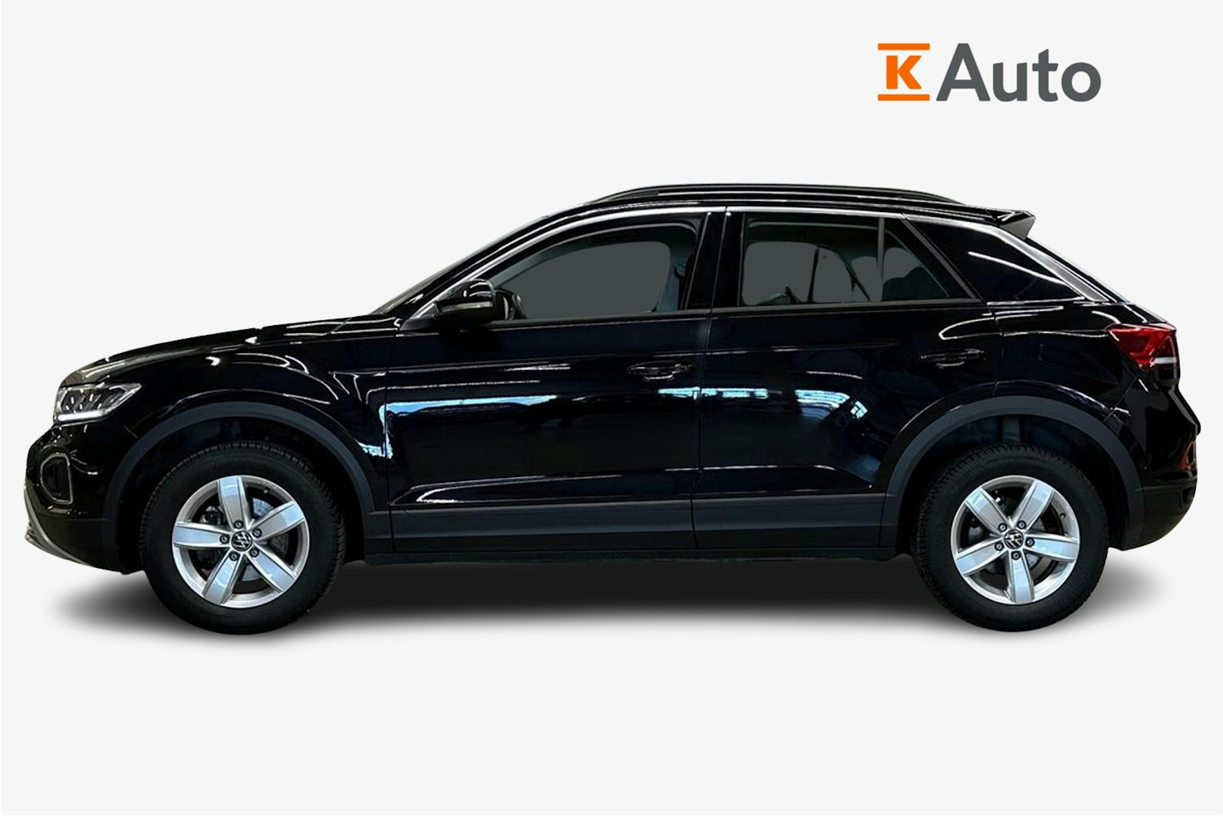 musta Volkswagen T-Roc 2022 kuva 6.