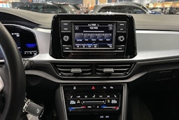 musta Volkswagen T-Roc 2022 kuva 19.