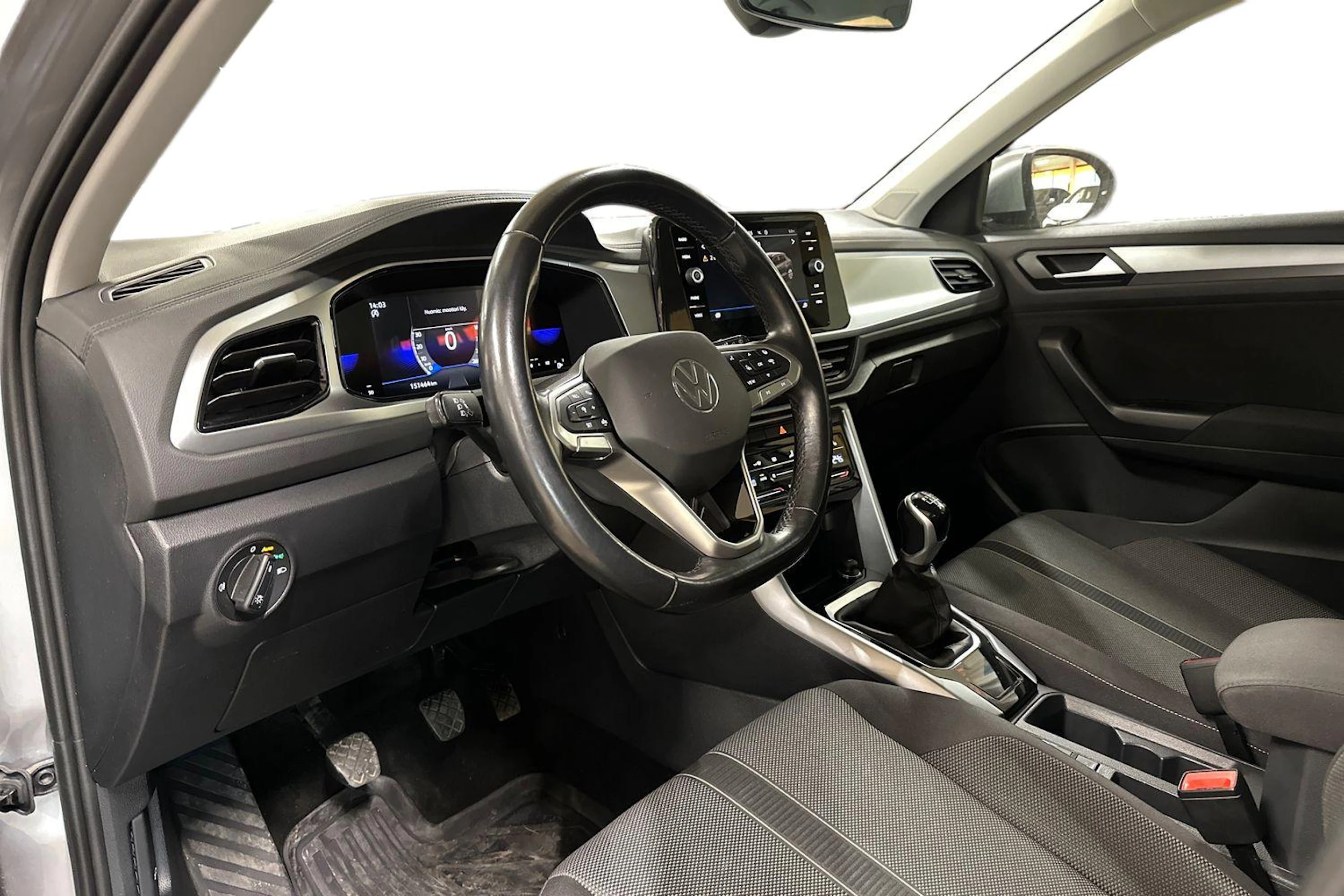 harmaa Volkswagen T-Roc 2022 kuva 3.