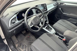 Harmaa Volkswagen T-Roc 2022 kuva 3.