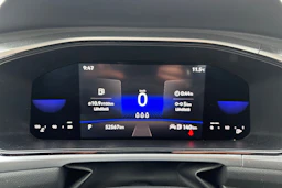 Harmaa Volkswagen T-Roc 2022 kuva 6.
