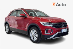 Punainen Volkswagen T-Roc 2022 kuva 1.