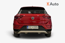 Punainen Volkswagen T-Roc 2022 kuva 4.