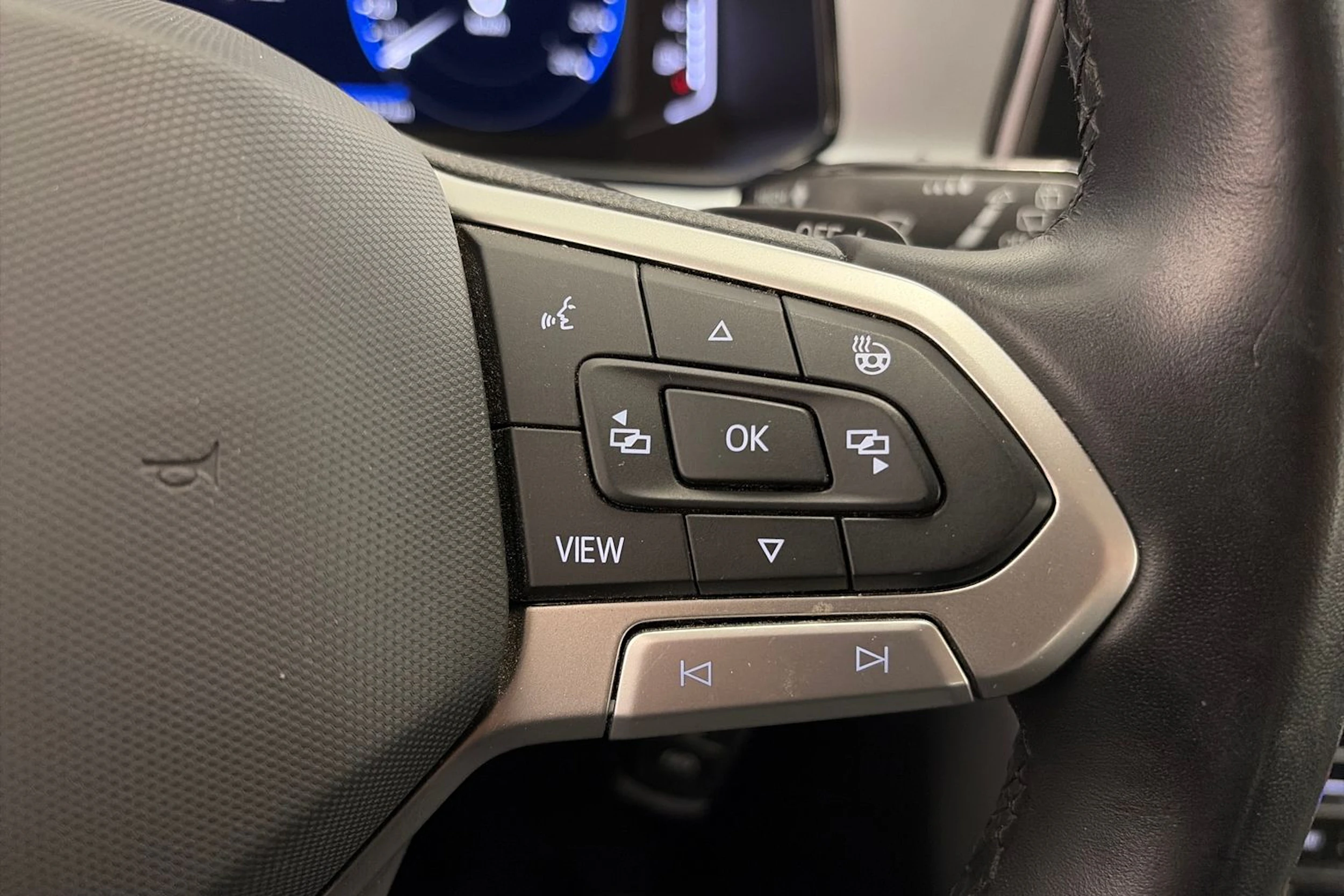 met. sininen Volkswagen T-Roc 2022 kuva 15.