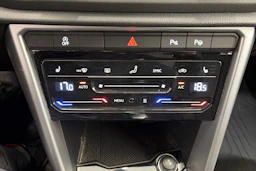 met. sininen Volkswagen T-Roc 2022 kuva 21.