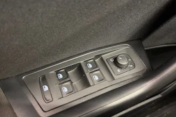 met. sininen Volkswagen T-Roc 2022 kuva 23.