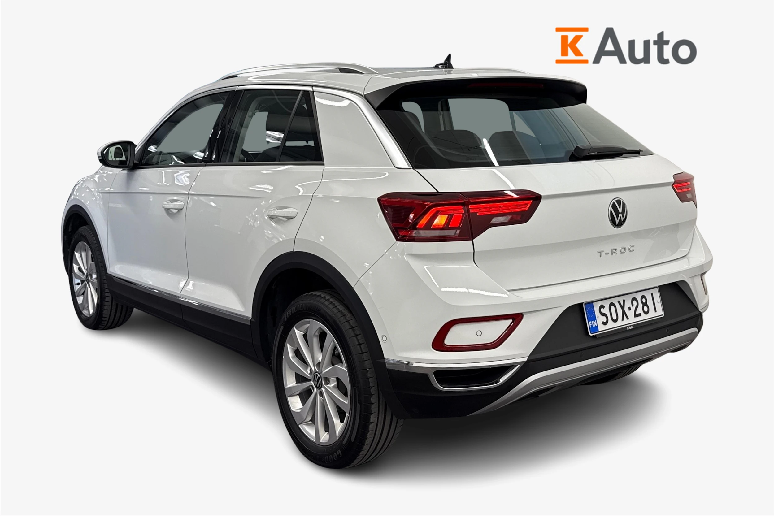 valkoinen Volkswagen T-Roc 2022 kuva 3.