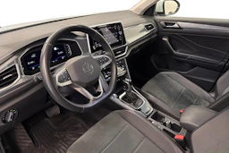 valkoinen Volkswagen T-Roc 2022 kuva 8.