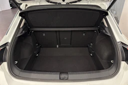valkoinen Volkswagen T-Roc 2022 kuva 15.