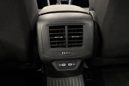 valkoinen Volkswagen T-Roc 2022 kuva 17.