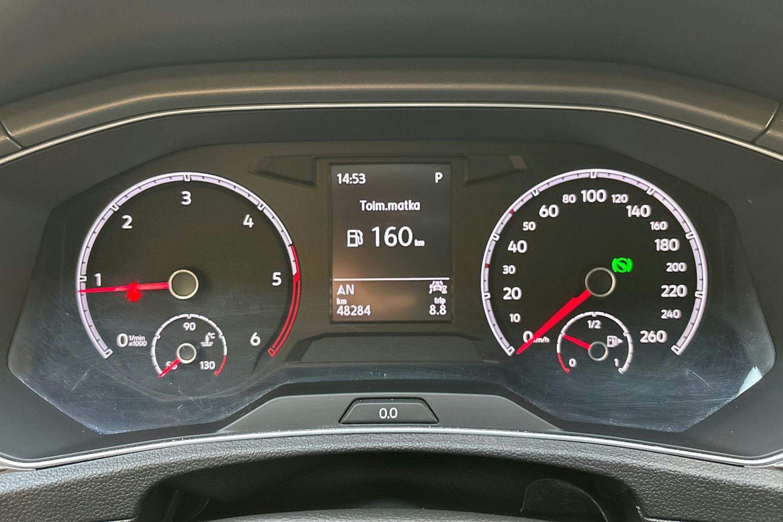 punainen Volkswagen T-Roc 2022 kuva 19.