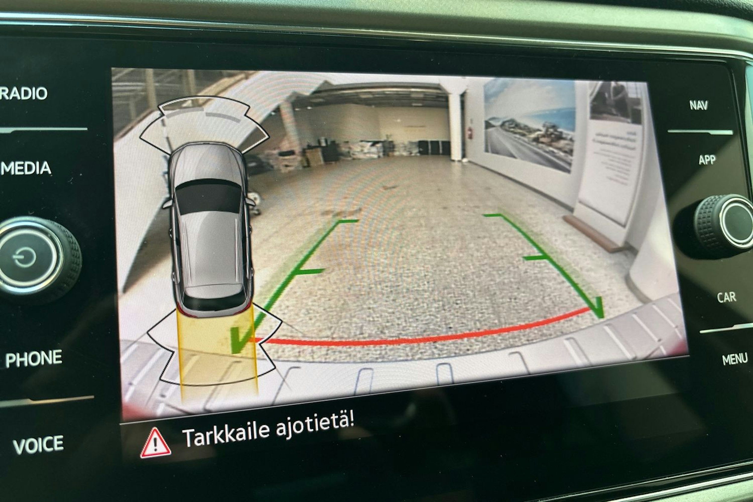 punainen Volkswagen T-Roc 2022 kuva 25.