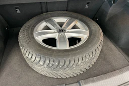 harmaa Volkswagen T-Roc 2022 kuva 10.