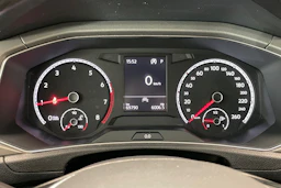 harmaa Volkswagen T-Roc 2022 kuva 11.