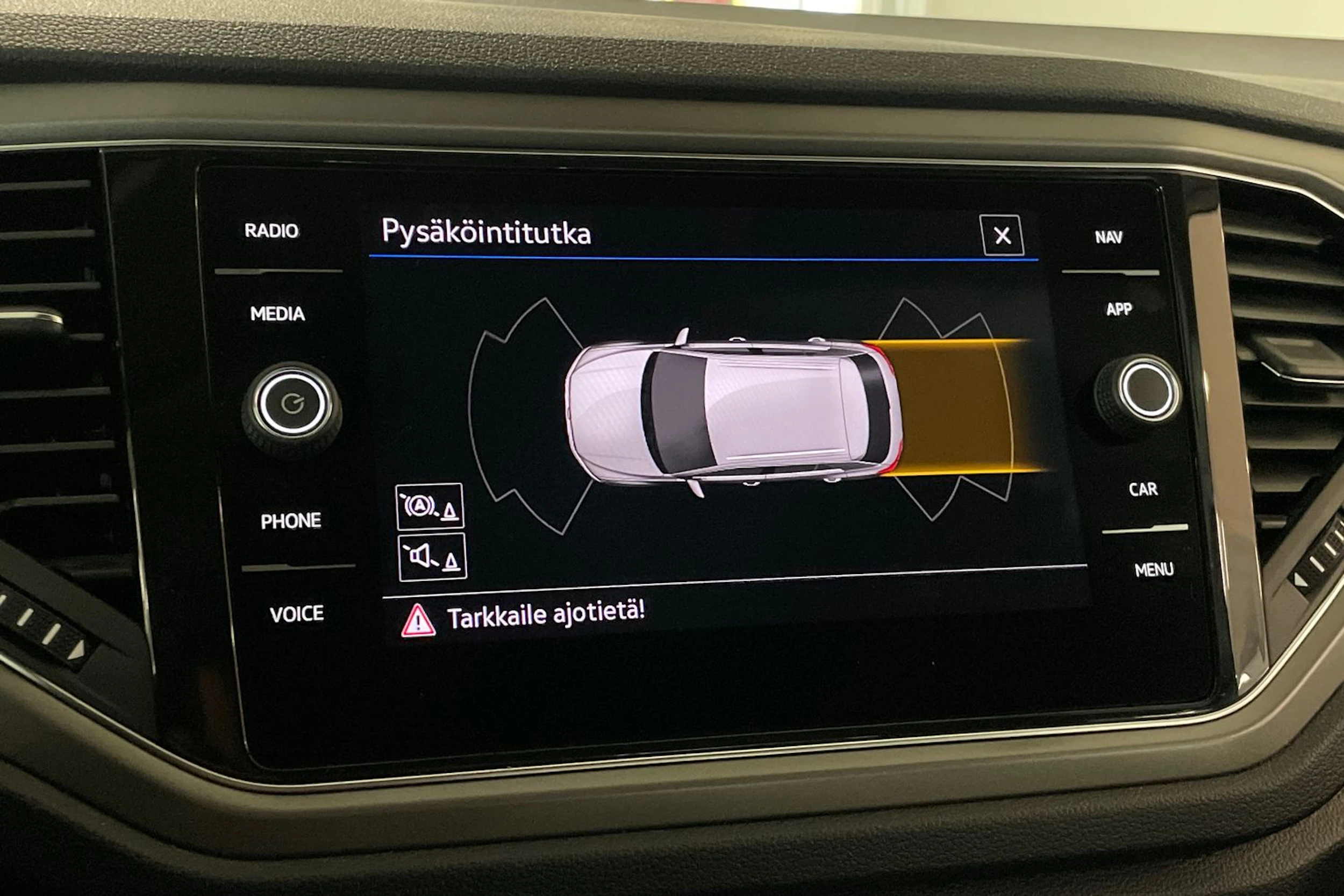 harmaa Volkswagen T-Roc 2022 kuva 16.