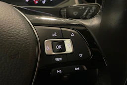 harmaa Volkswagen T-Roc 2022 kuva 20.