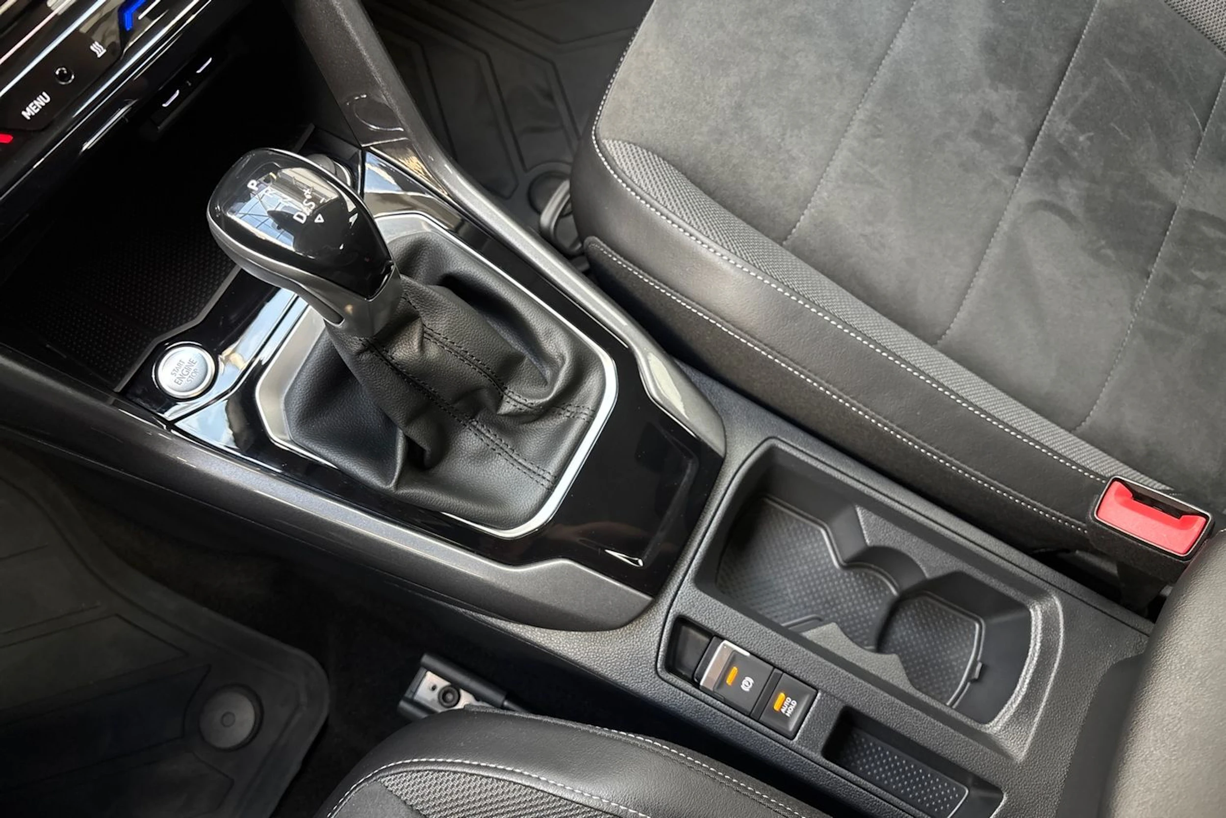 harmaa Volkswagen T-Roc 2022 kuva 20.