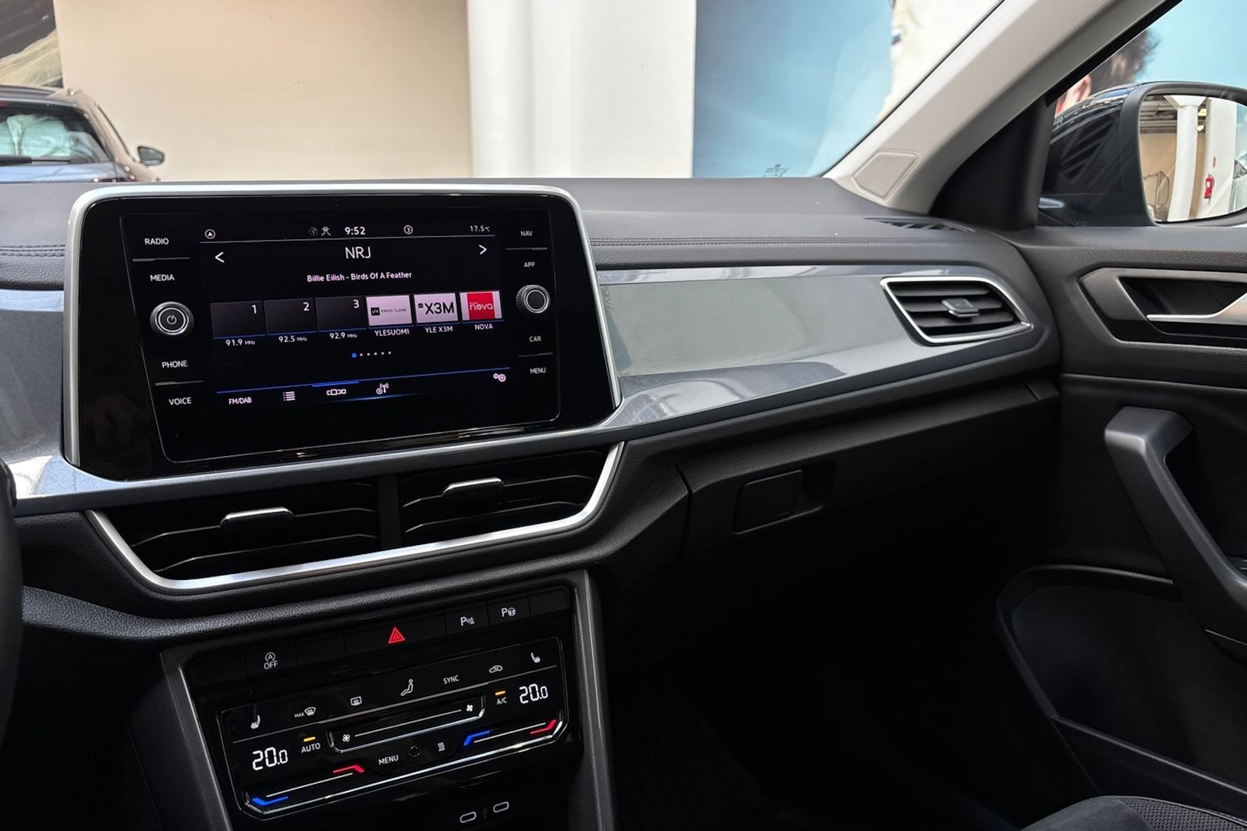 harmaa Volkswagen T-Roc 2022 kuva 21.
