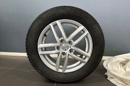 Musta Volkswagen T-Roc 2022 kuva 10.