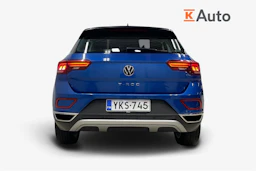 Sininen Volkswagen T-Roc 2022 kuva 3.