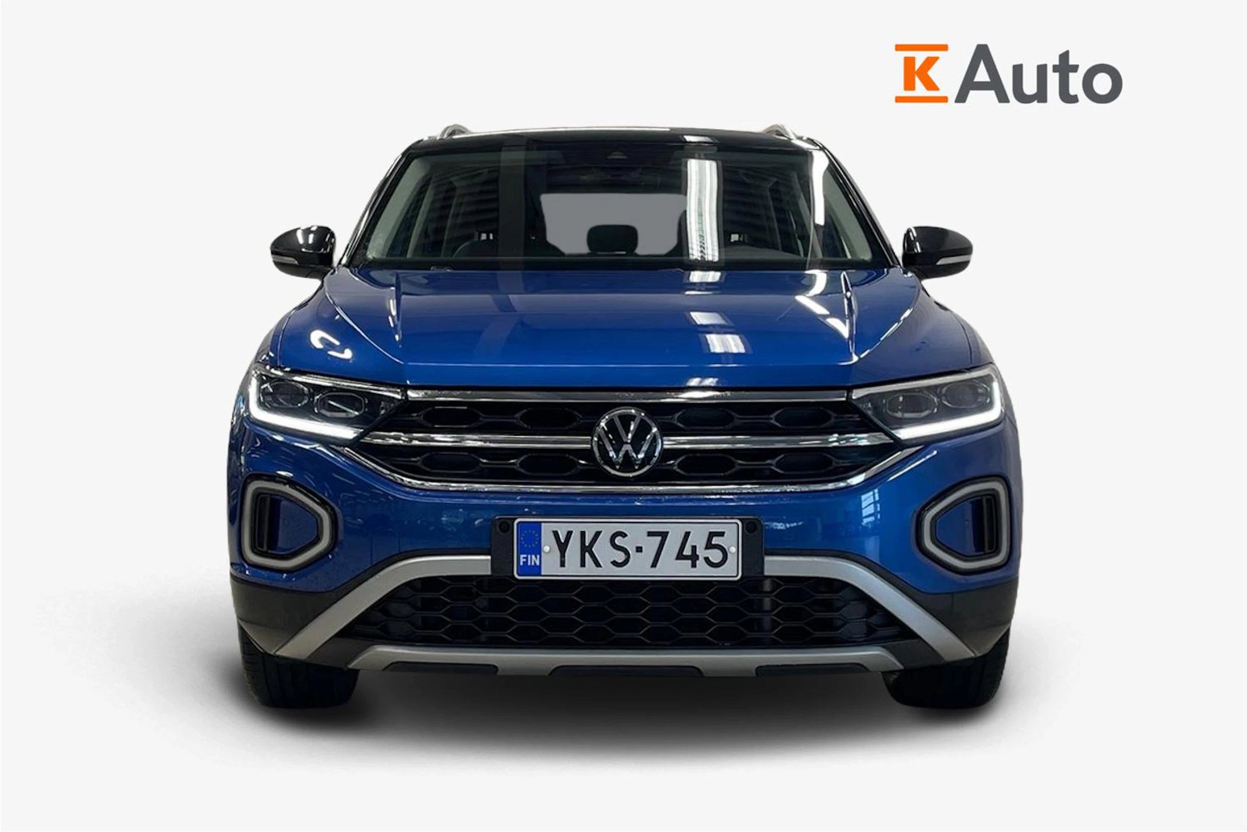 Sininen Volkswagen T-Roc 2022 kuva 4.