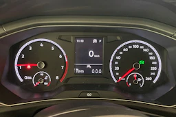 musta Volkswagen T-Roc 2022 kuva 18.