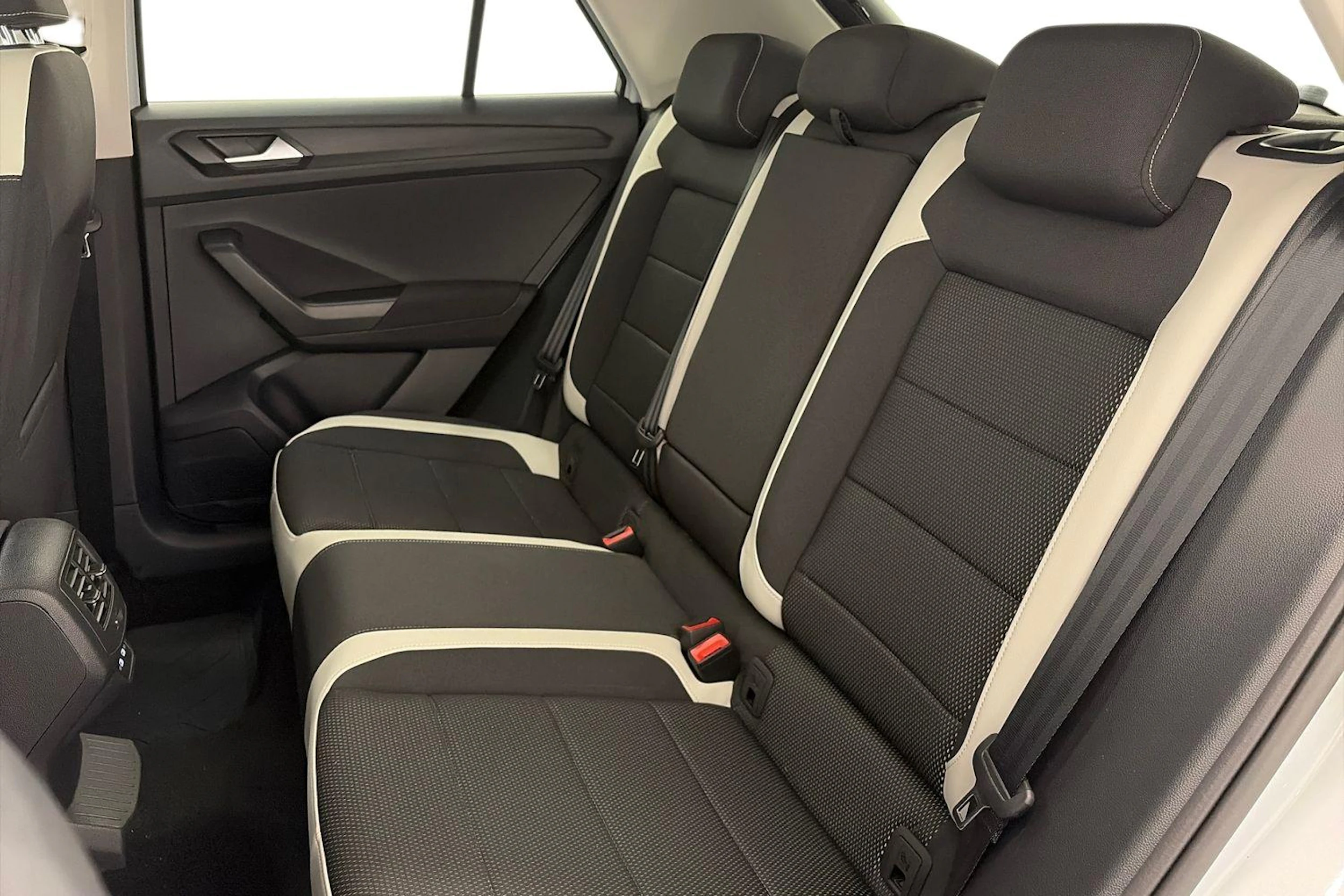harmaa Volkswagen T-Roc 2022 kuva 8.