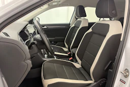 harmaa Volkswagen T-Roc 2022 kuva 13.