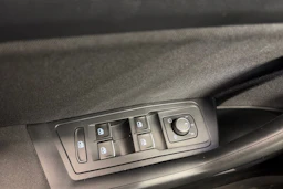 harmaa Volkswagen T-Roc 2022 kuva 24.