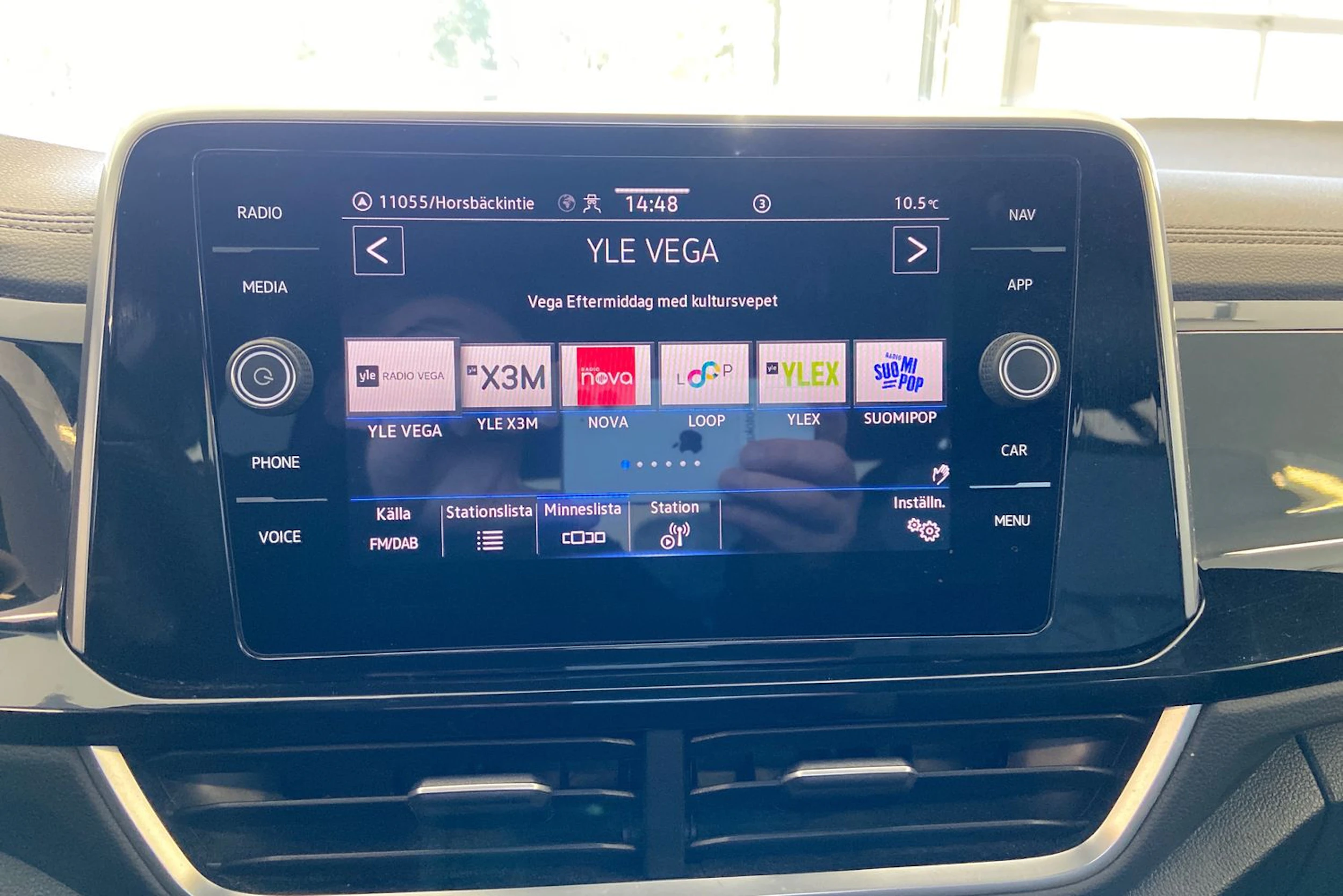 harmaa Volkswagen T-Roc 2022 kuva 16.