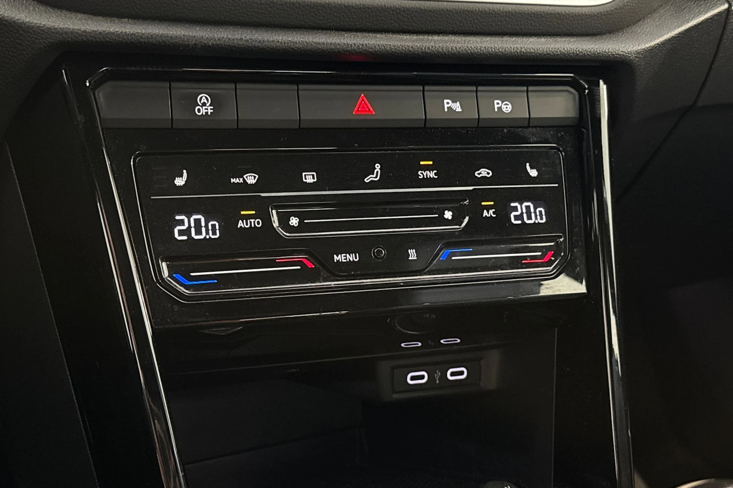 harmaa Volkswagen T-Roc 2022 kuva 26.