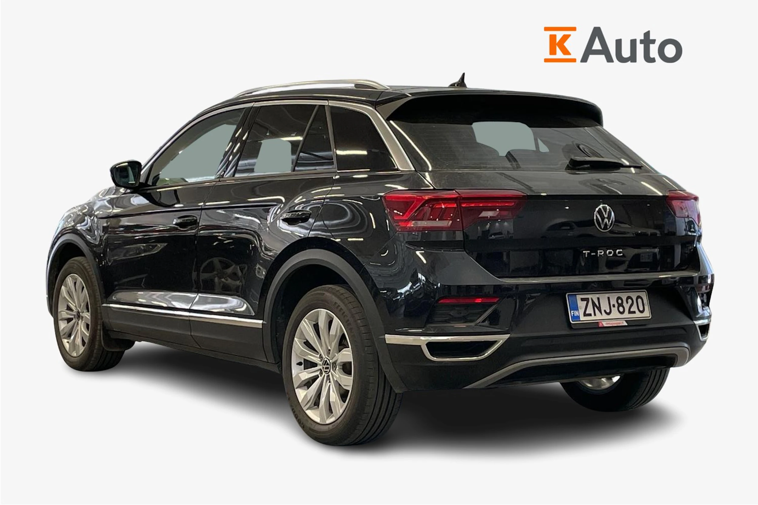 musta Volkswagen T-Roc 2022 kuva 2.