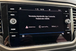 musta Volkswagen T-Roc 2022 kuva 16.