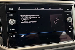 musta Volkswagen T-Roc 2022 kuva 17.