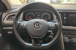 Valkoinen Volkswagen T-Roc 2022 kuva 16.