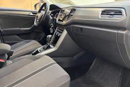 Valkoinen Volkswagen T-Roc 2022 kuva 25.