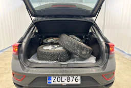 harmaa Volkswagen T-Roc 2022 kuva 4.
