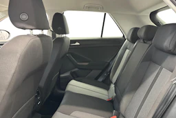 harmaa Volkswagen T-Roc 2022 kuva 8.