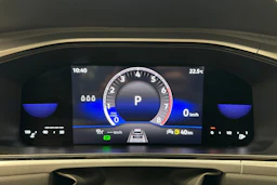 harmaa Volkswagen T-Roc 2022 kuva 15.
