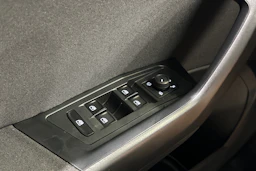 harmaa Volkswagen T-Roc 2022 kuva 20.
