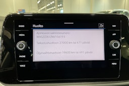 met. musta Volkswagen T-Roc 2022 kuva 28.