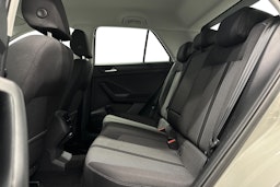 harmaa Volkswagen T-Roc 2023 kuva 10.