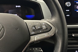 harmaa Volkswagen T-Roc 2023 kuva 18.