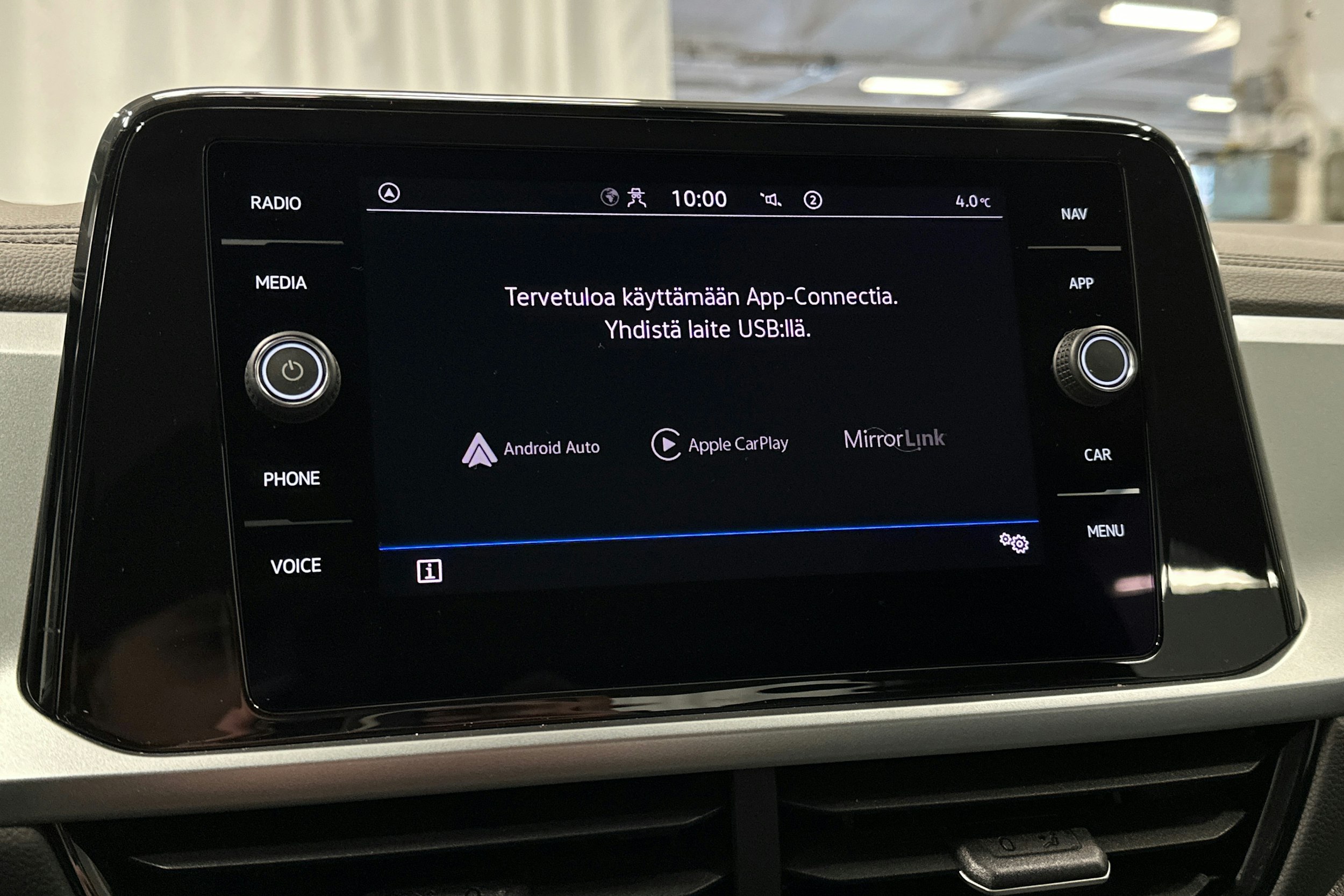 harmaa Volkswagen T-Roc 2023 kuva 21.