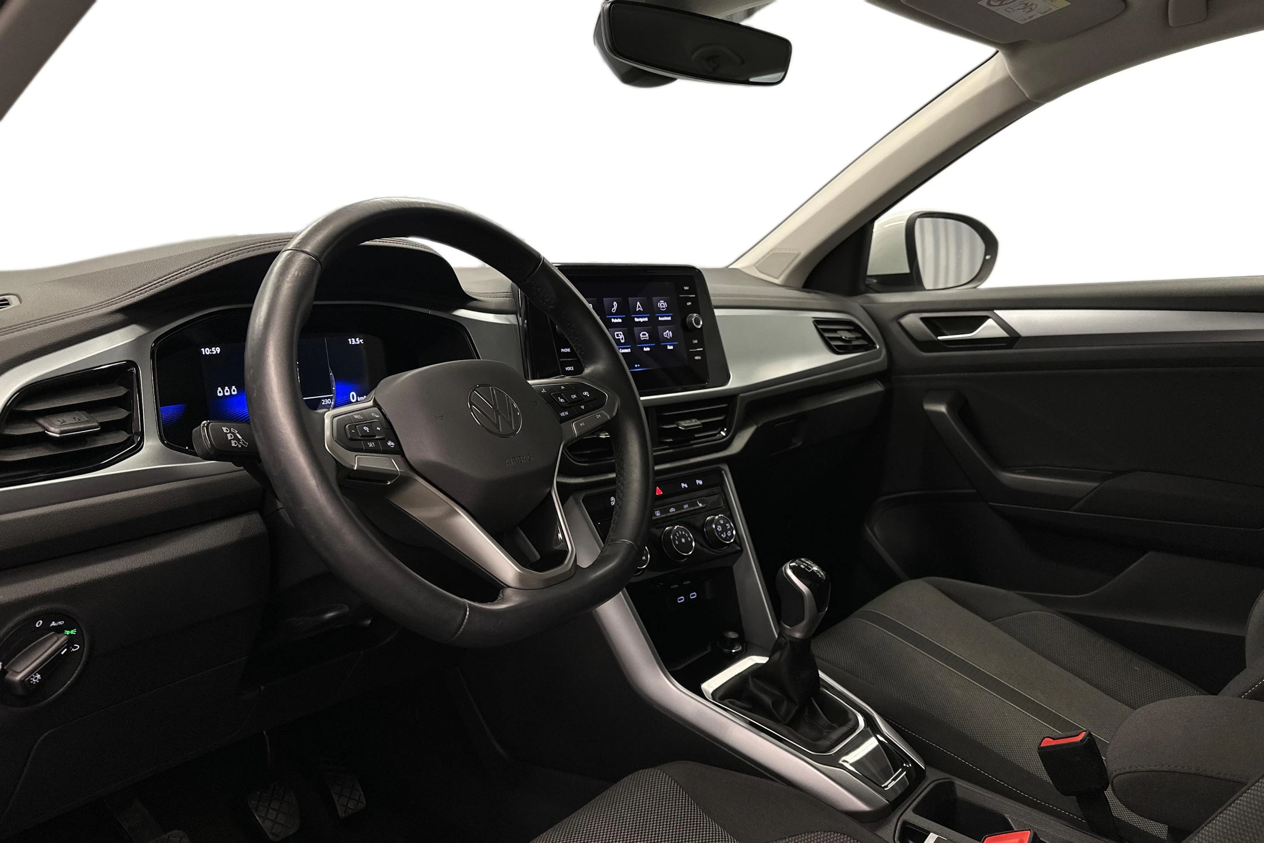 valkoinen Volkswagen T-Roc 2023 kuva 8.