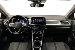 valkoinen Volkswagen T-Roc 2023 kuva 9.