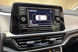 sininen Volkswagen T-Roc 2023 kuva 21.