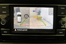 Harmaa Volkswagen T-Roc 2023 kuva 22.