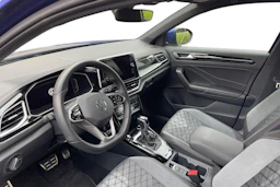 sininen Volkswagen T-Roc 2023 kuva 3.